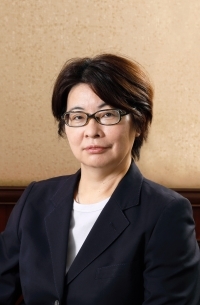 高田真里総領事